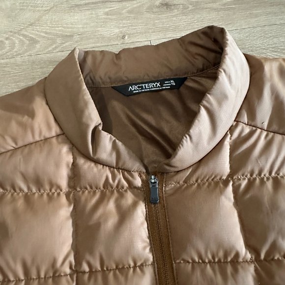 Arc'teryx Men's Rico Down Jacket - Ore (Gold) - Size XL - Picture 4 of 10